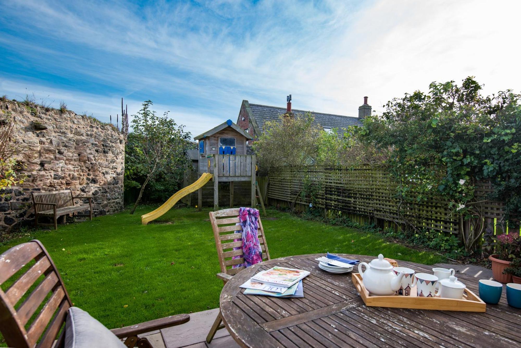 Leaholme Cottage - Fabulous Coastal Cottage For 8 Newton-by-the-Sea Eksteriør billede